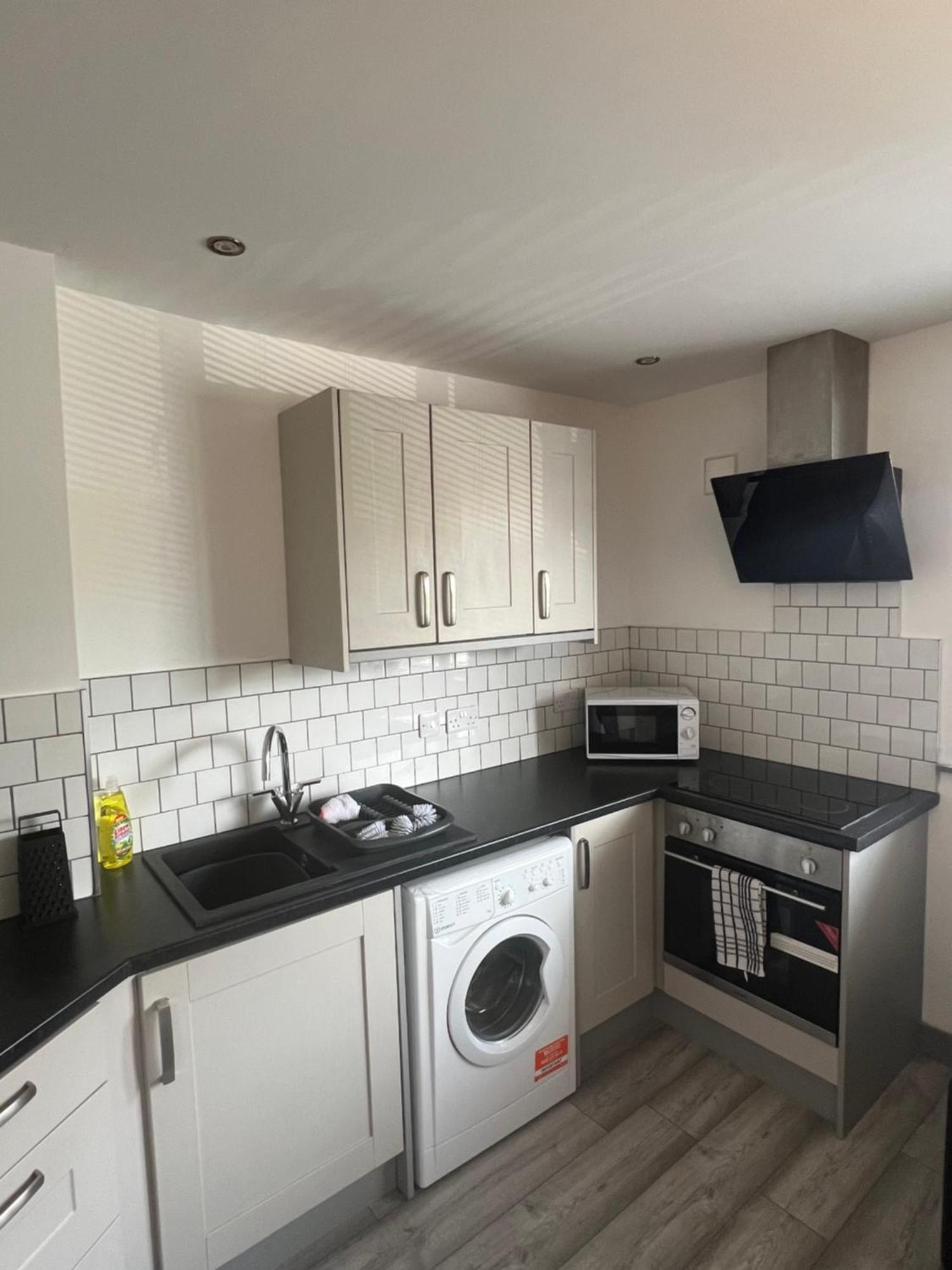 Cosy Modern Apartment Warrington Luaran gambar